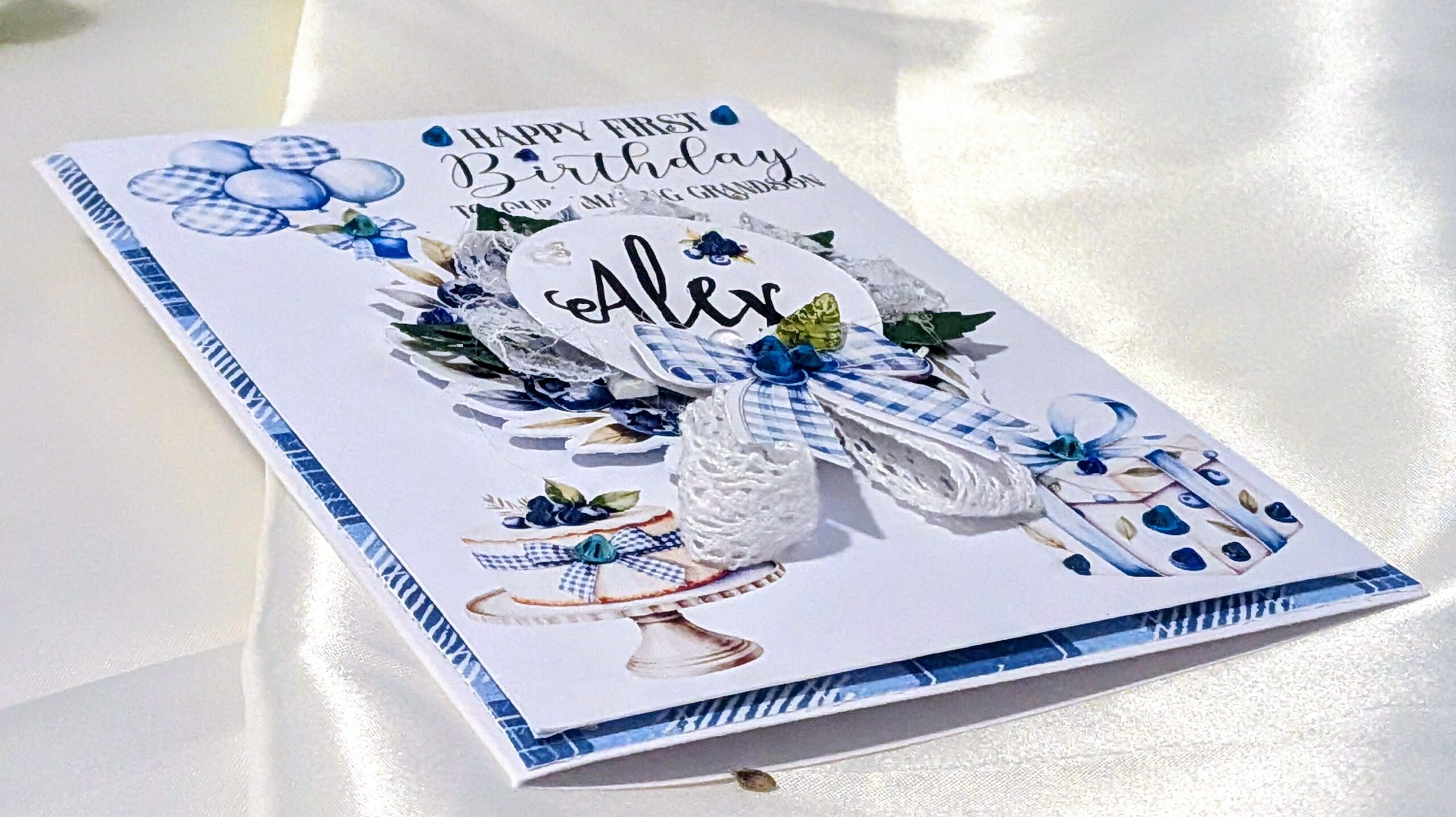Blueberry Celebration Wreath & Birthday Treats card